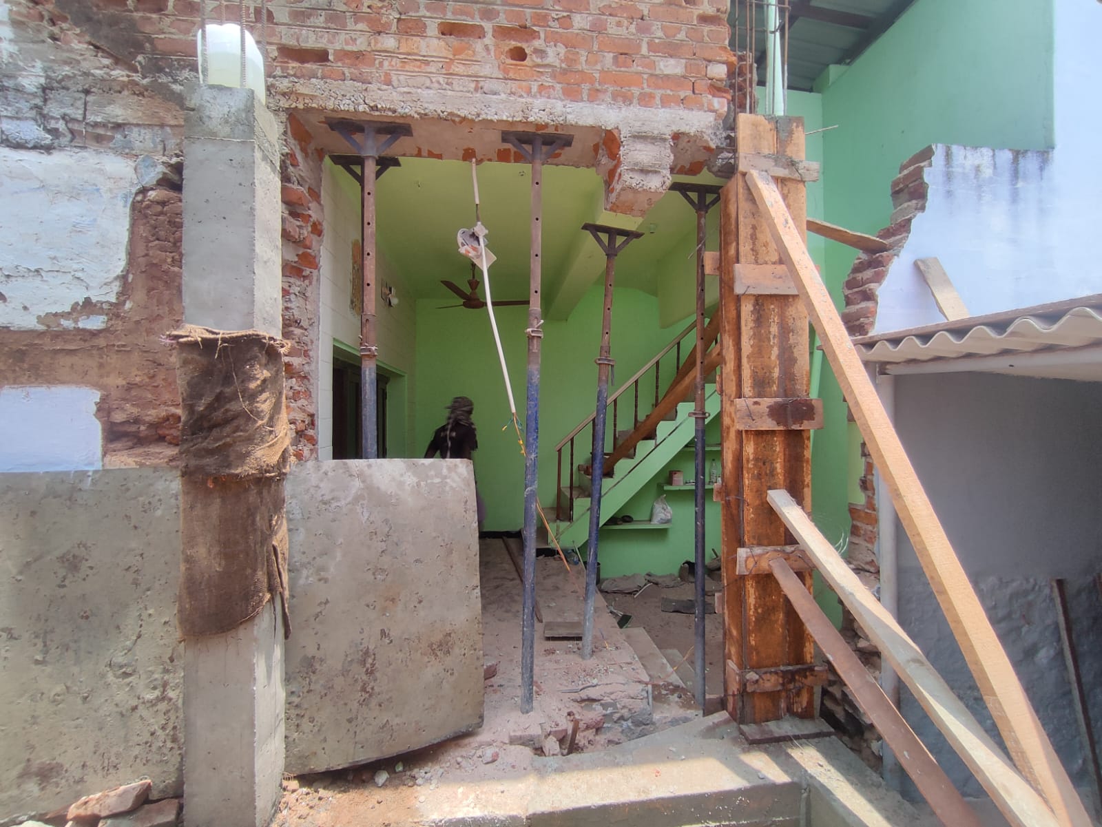 sifat Img construction 1